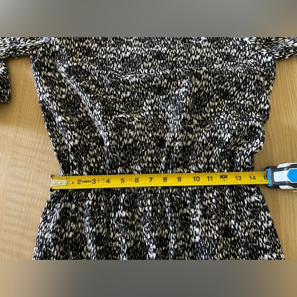 Joie| Black & White Geometric Pattern Dress, Slight Ruffle—Size Small•••Cute! - Picture 9 of 11